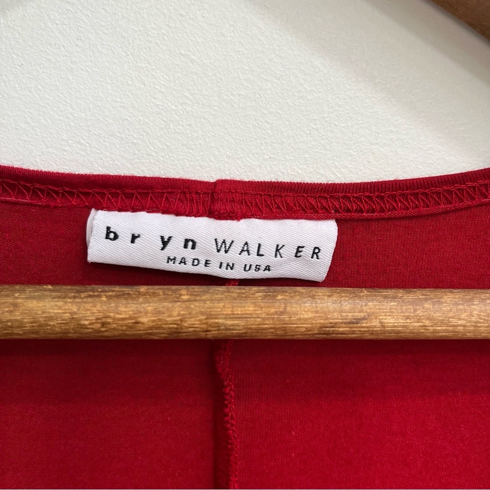bryn Walker Red V-Neck Tunic - Picture 10 of 10